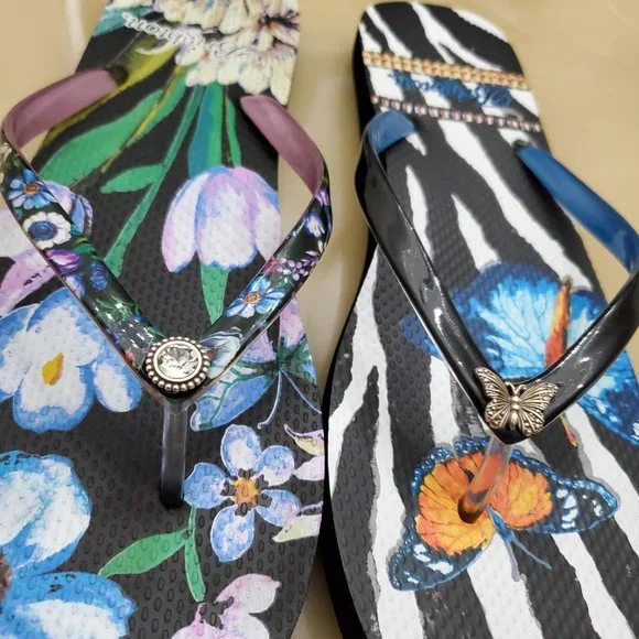 Brighton Black Floral Noir Jardin Mismatched  Flip Flops - Size 10 - Picture 4 of 12